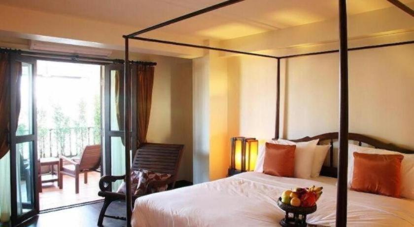 Anoma Boutique House
